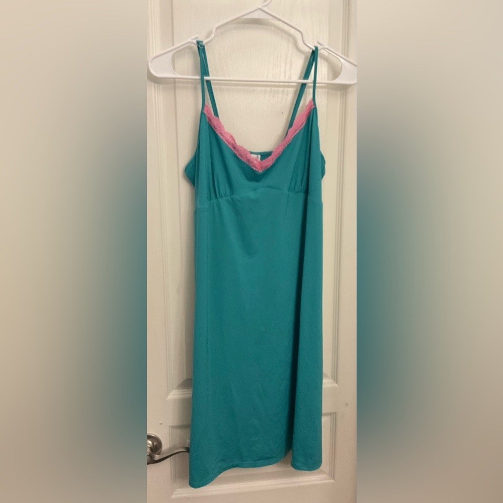Cruz Natori Turquoise With Pink Lace Trimmed Slip/Nightgown/Dress